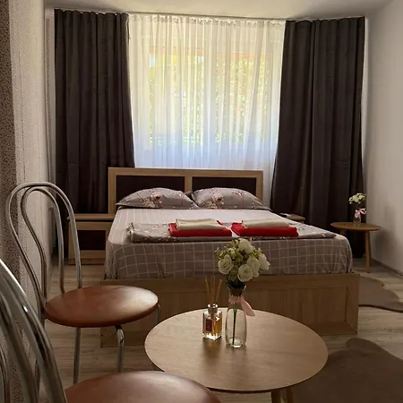 منزل للإقامة Casa Dorina 2 *